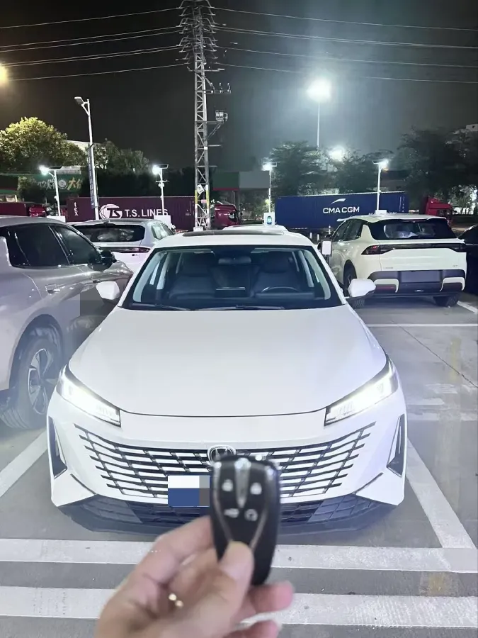 2024 ChangAn Eado 1.5T 170HP L4 7DCT,autocango,china used car exporter,china ev exporter,chinese used car exporter,chinese used ev exporter