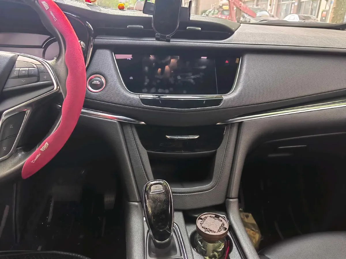 2021 Cadillac XT5 2.0T 237HP L4 9AT,autocango,china used car exporter,china ev exporter,chinese used car exporter,chinese used ev exporter