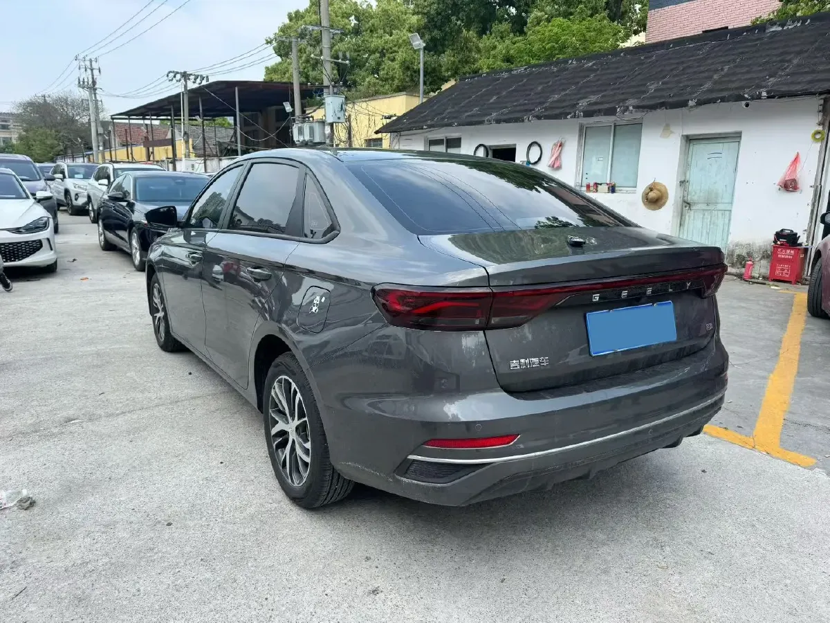 2025 Geely Emgrand 1.5L 127HP L4 CVT,autocango,china used car exporter,china ev exporter,chinese used car exporter,chinese used ev exporter