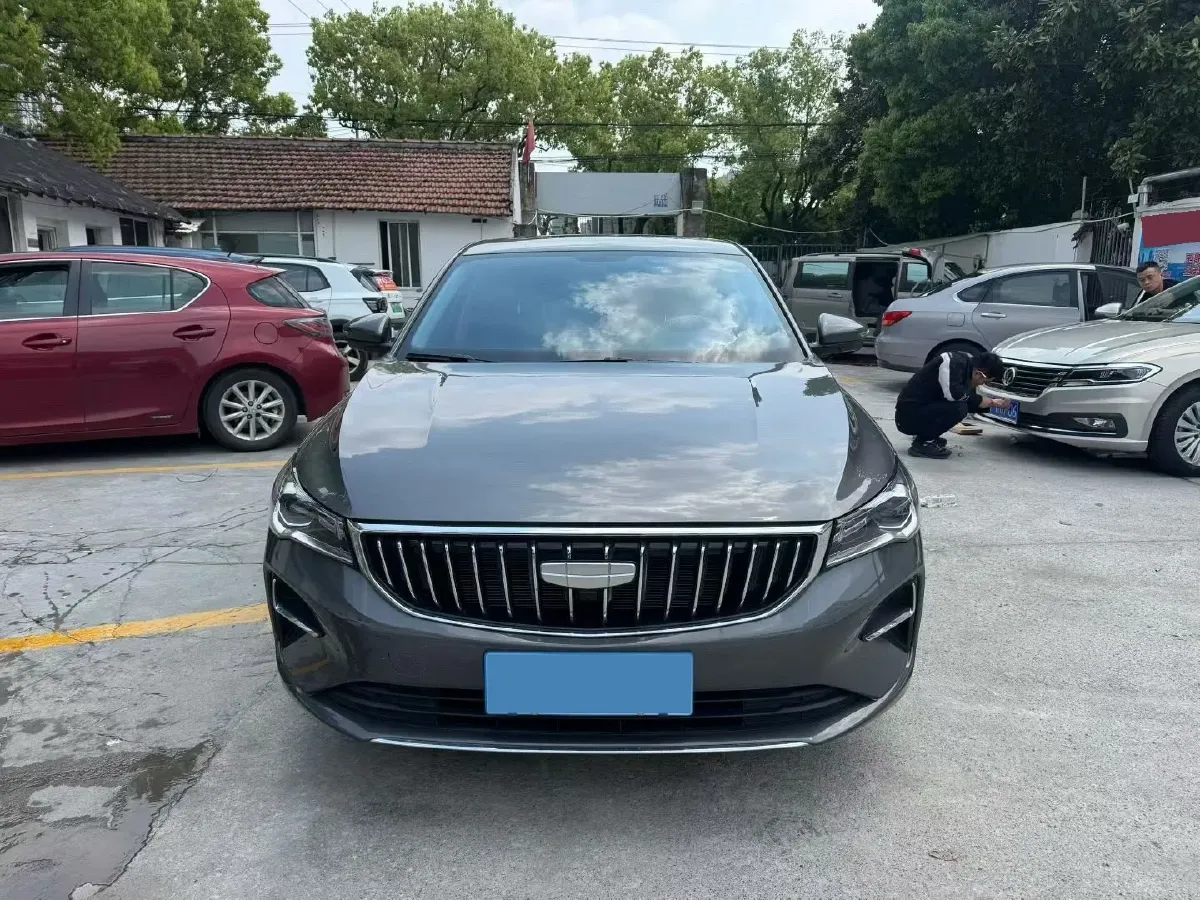 2025 Geely Emgrand 1.5L 127HP L4 CVT,autocango,china used car exporter,china ev exporter,chinese used car exporter,chinese used ev exporter