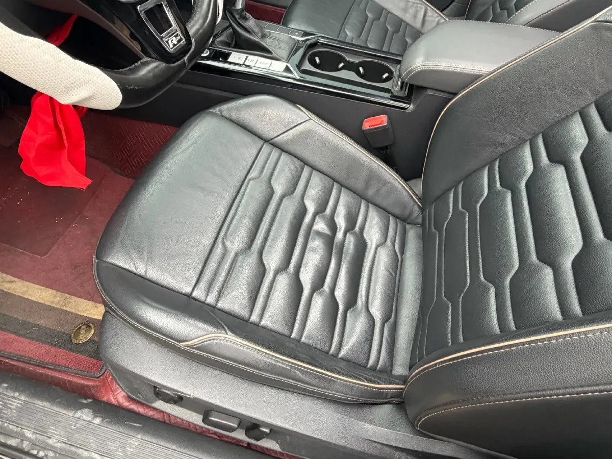 2019 Skoda Kodiak 2.0T 186HP L4 7DCT,autocango,china used car exporter,china ev exporter,chinese used car exporter,chinese used ev exporter