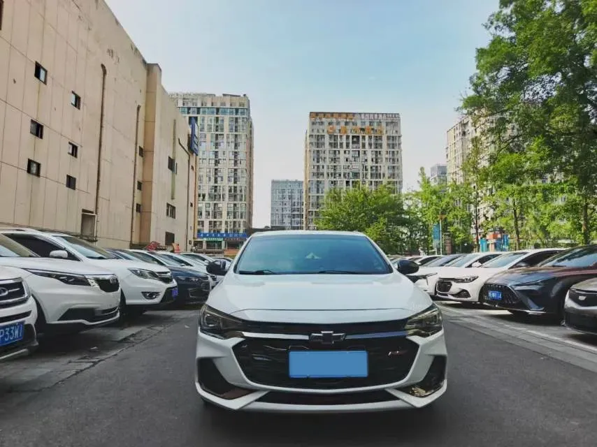 2020 Chevrolet Monza 1.3T 163HP L3 6AT,autocango,china used car exporter,china ev exporter,chinese used car exporter,chinese used ev exporter
