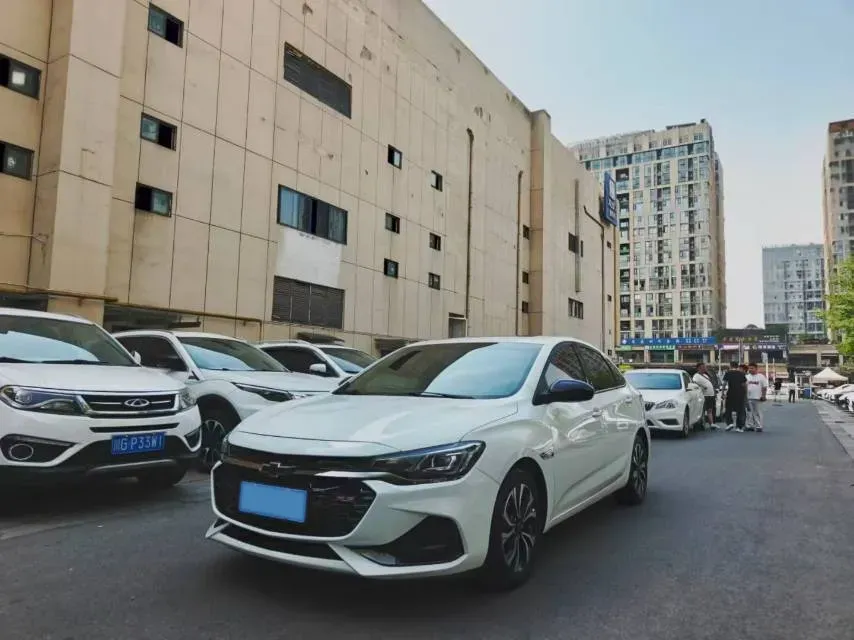 2020 Chevrolet Monza 1.3T 163HP L3 6AT,autocango,china used car exporter,china ev exporter,chinese used car exporter,chinese used ev exporter