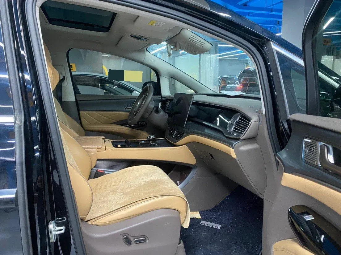 2022 Mercedes-Benz GLC Class 2.0T 197HP L4 9AT,autocango,china used car exporter,china ev exporter,chinese used car exporter,chinese used ev exporter