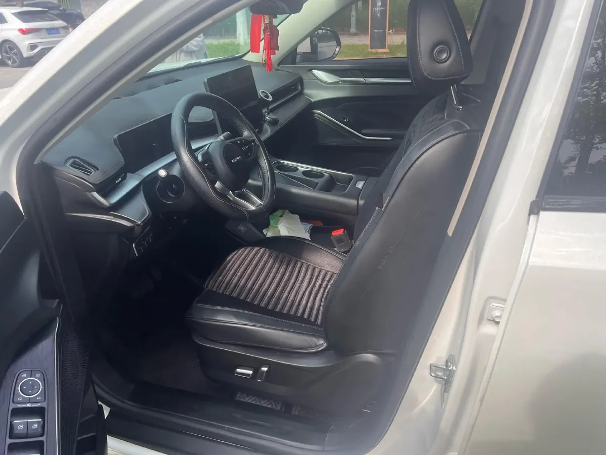 2024 Haval H6 1.5T 184HP L4 7DCT,autocango,china used car exporter,china ev exporter,chinese used car exporter,chinese used ev exporter