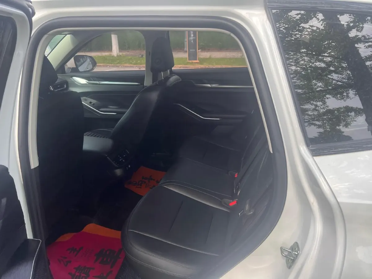 2024 Haval H6 1.5T 184HP L4 7DCT,autocango,china used car exporter,china ev exporter,chinese used car exporter,chinese used ev exporter