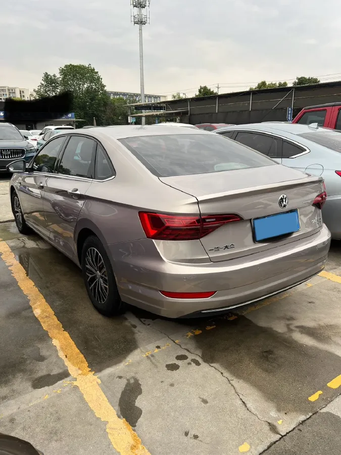 2020 Volkswagen Sagitar 1.2T 116HP L4 7DCT,autocango,china used car exporter,china ev exporter,chinese used car exporter,chinese used ev exporter