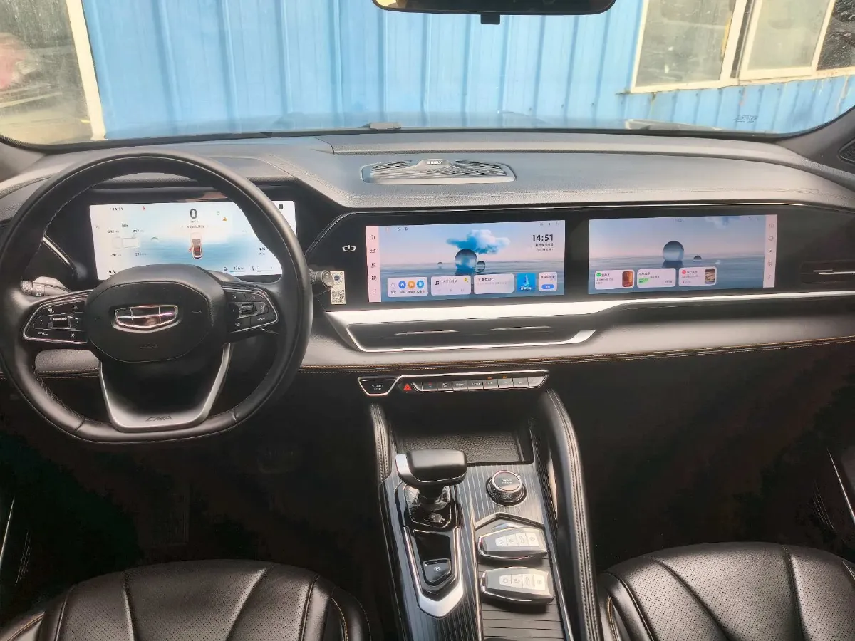 2025 Geely Monjaro 2.0T 238HP L4 8AT,autocango,china used car exporter,china ev exporter,chinese used car exporter,chinese used ev exporter