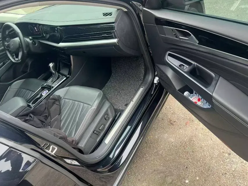 2023 Volkswagen Passat 2.0T 186HP L4 7DCT,autocango,china used car exporter,china ev exporter,chinese used car exporter,chinese used ev exporter