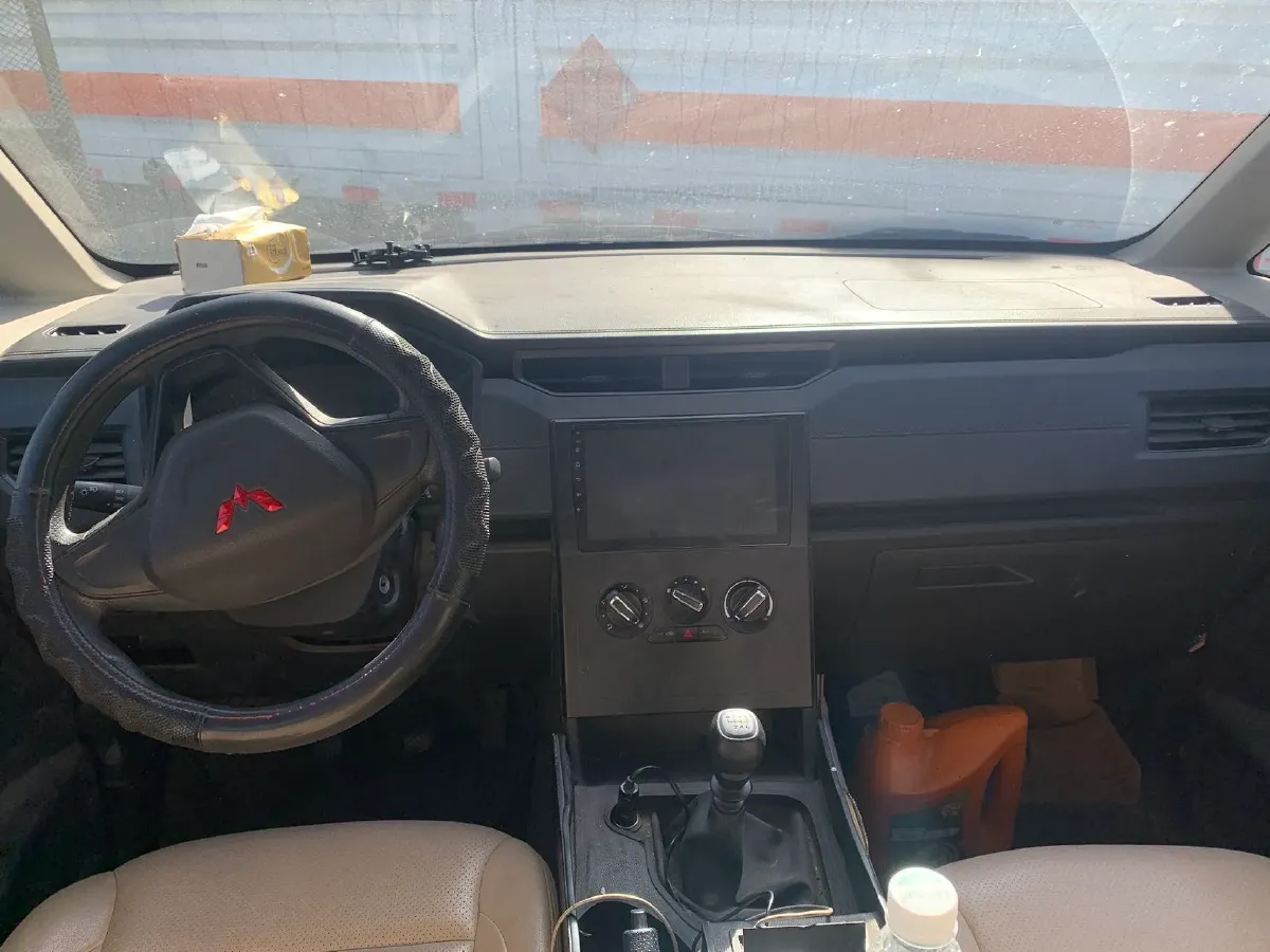 2020 WuLing HongGuang Plus 1.5L 99HP L4 6MT,autocango,china used car exporter,china ev exporter,chinese used car exporter,chinese used ev exporter