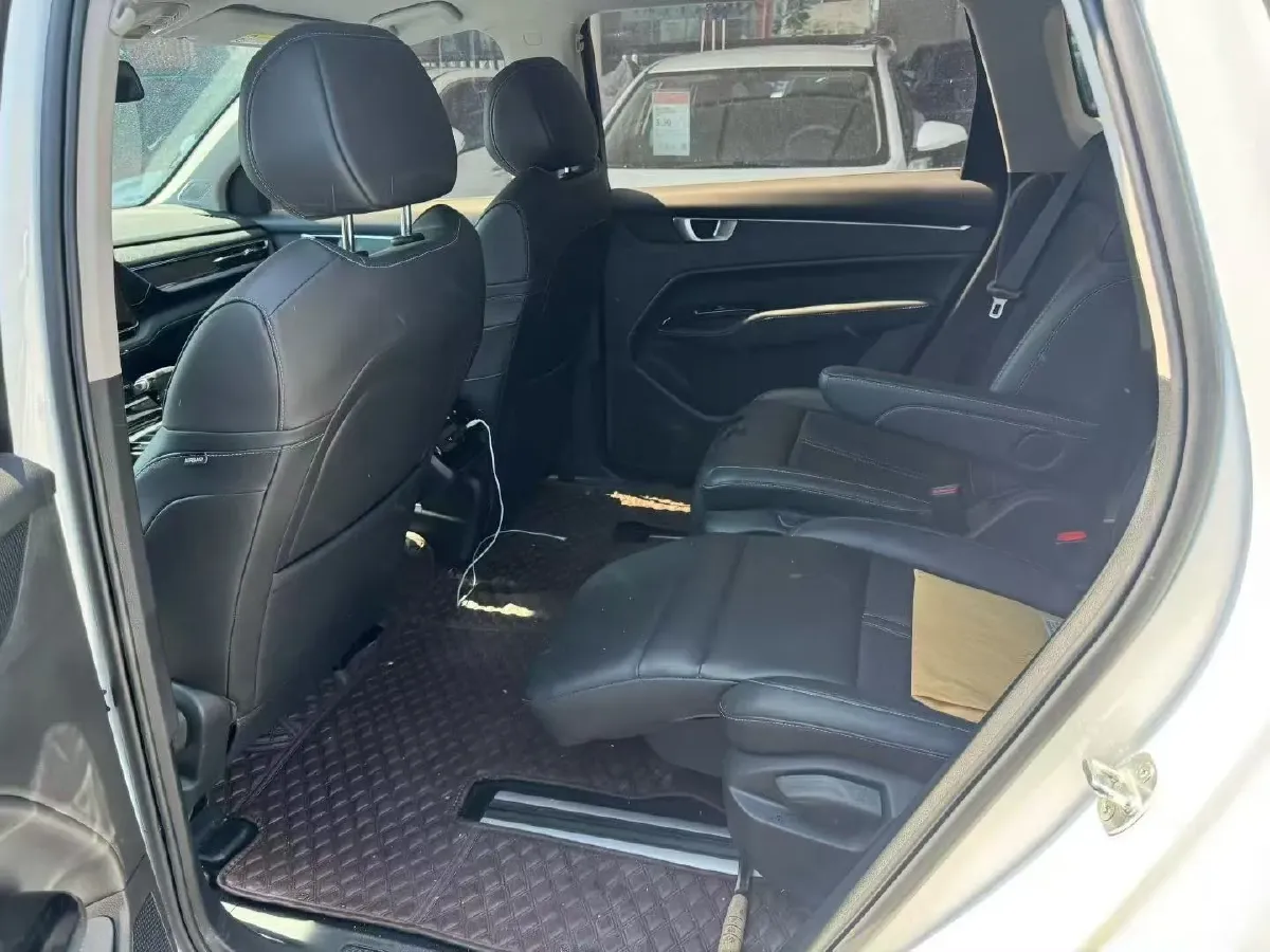 2020 WuLing KaiJie 1.5T 147HP L4 CVT,autocango,china used car exporter,china ev exporter,chinese used car exporter,chinese used ev exporter