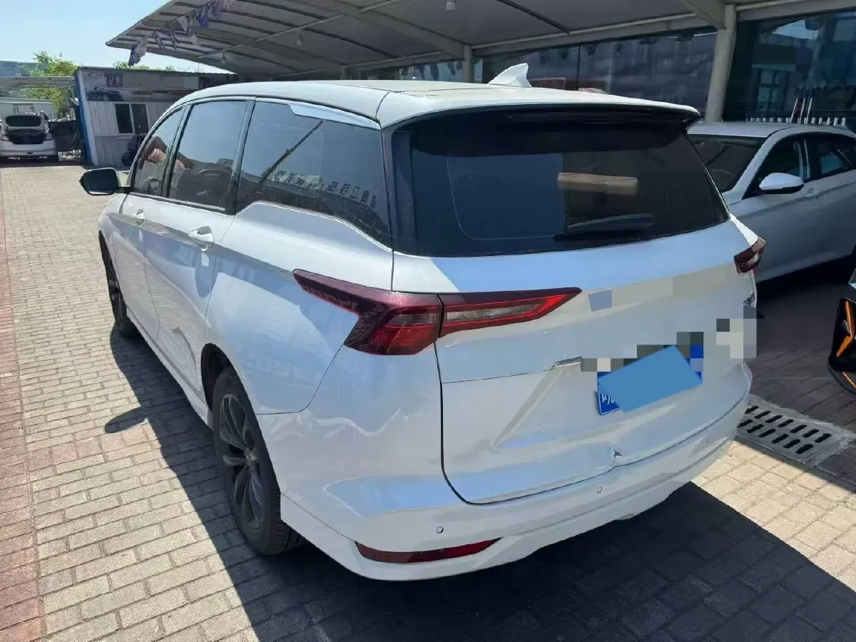 2020 WuLing KaiJie 1.5T 147HP L4 CVT,autocango,china used car exporter,china ev exporter,chinese used car exporter,chinese used ev exporter