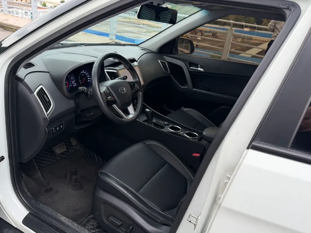 2017 Hyundai ix25 1.6L 125HP L4 6AT,autocango,china used car exporter,china ev exporter,chinese used car exporter,chinese used ev exporter