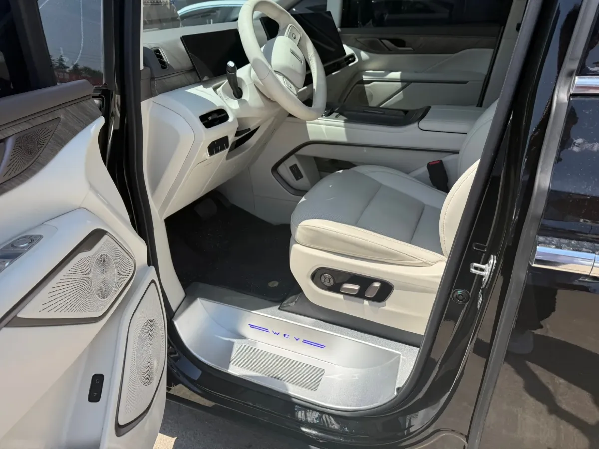2025 WEY HighMountain 1.5T 170HP L4 4DHT PHEV,autocango,china used car exporter,china ev exporter,chinese used car exporter,chinese used ev exporter
