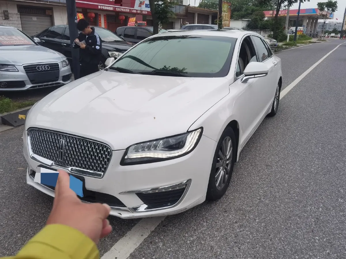 2020 Lincoln MKZ 2.0T 196HP L4 6AT,autocango,china used car exporter,china ev exporter,chinese used car exporter,chinese used ev exporter