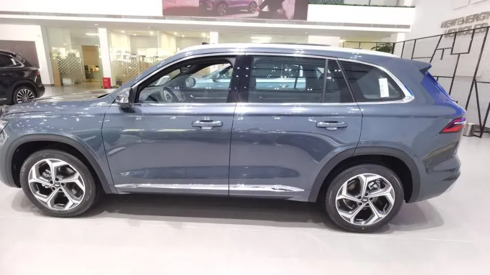 2026 Geely Monjaro 2.0T 272HP L4 8AT,autocango,china used car exporter,china ev exporter,chinese used car exporter,chinese used ev exporter