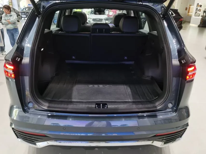 2026 Geely Monjaro 2.0T 272HP L4 8AT,autocango,china used car exporter,china ev exporter,chinese used car exporter,chinese used ev exporter