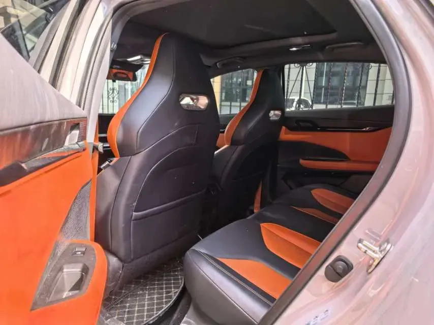 2023 ChangAn UNI-V 2.0T 233HP L4 8AT,autocango,china used car exporter,china ev exporter,chinese used car exporter,chinese used ev exporter