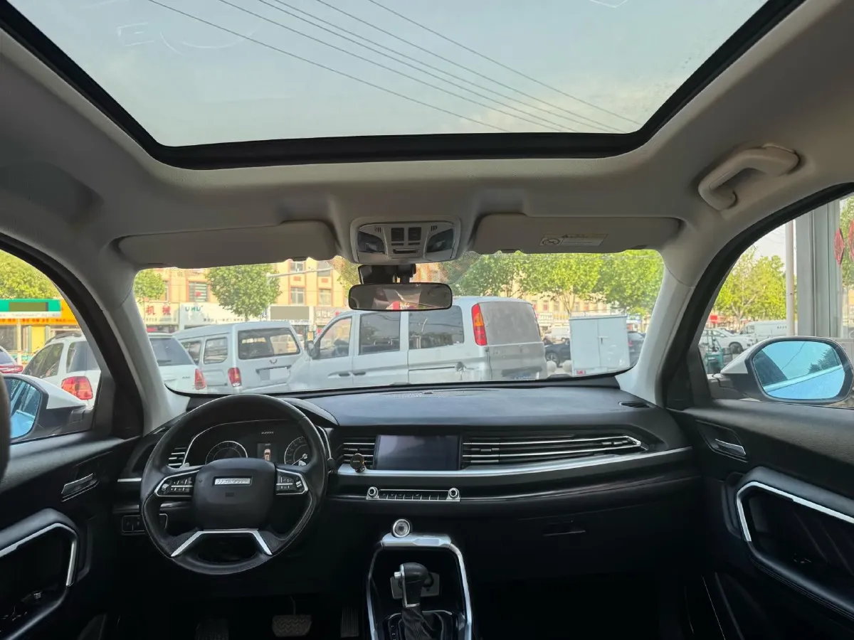 2017 Haval H6 1.5T 169HP L4 7DCT,autocango,china used car exporter,china ev exporter,chinese used car exporter,chinese used ev exporter