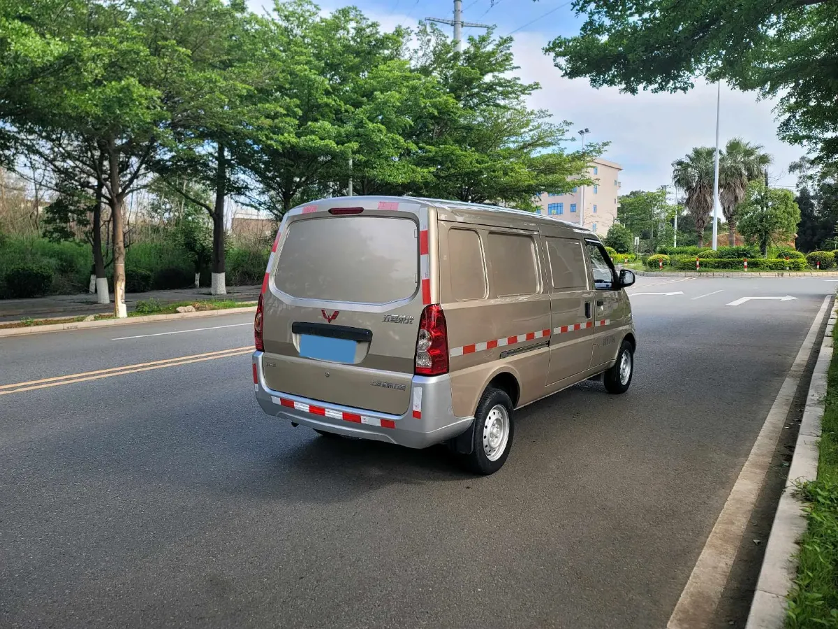 2021 ChangAn Kaicene XingKa 1.5L 107HP L4 5MT,autocango,china used car exporter,china ev exporter,chinese used car exporter,chinese used ev exporter