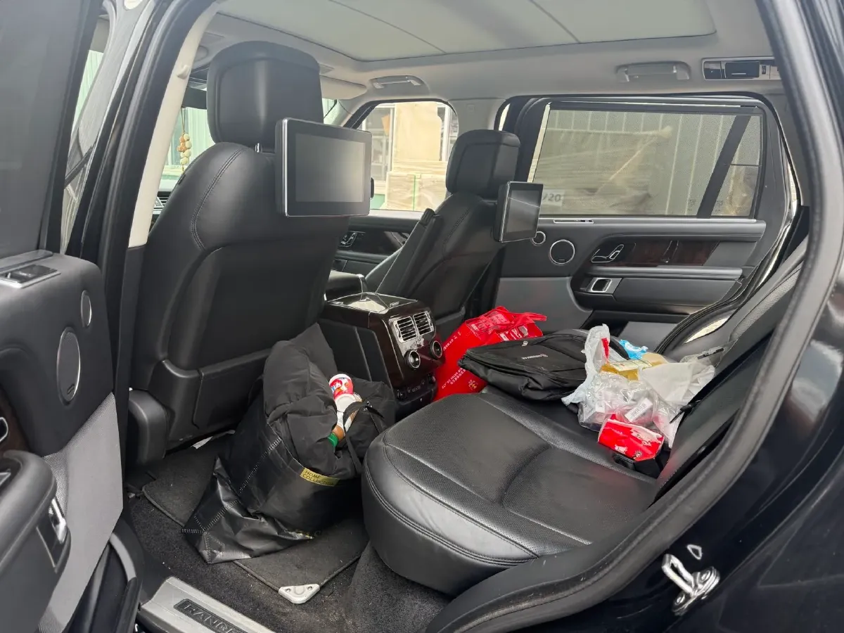 2020 Land Rover Range Rover 3.0T 400HP L6 8AT,autocango,china used car exporter,china ev exporter,chinese used car exporter,chinese used ev exporter
