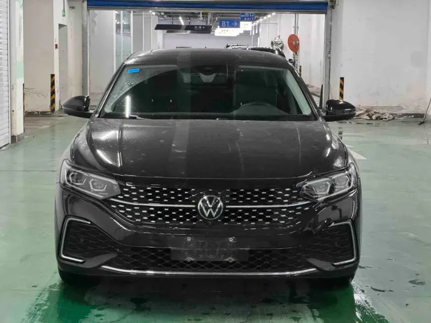 2023 Volkswagen Passat 2.0T 186HP L4 7DCT,autocango,china used car exporter,china ev exporter,chinese used car exporter,chinese used ev exporter