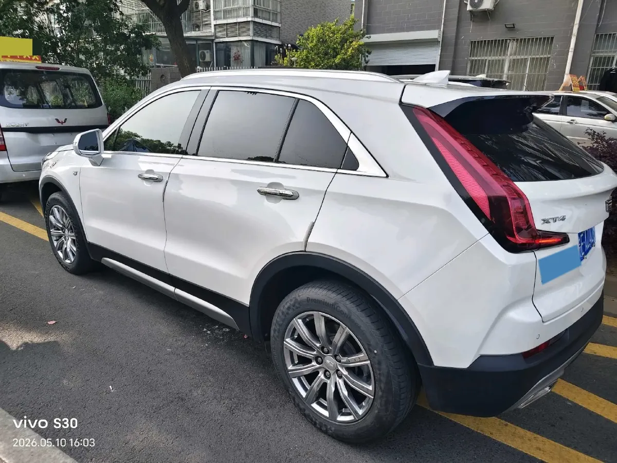 2021 Cadillac XT4 2.0T 237HP L4 9AT,autocango,china used car exporter,china ev exporter,chinese used car exporter,chinese used ev exporter