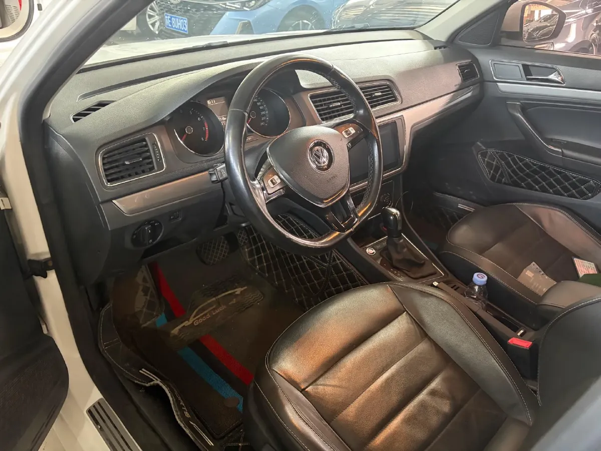 2017 Volkswagen Lavida 1.4T 131HP L4 7DCT,autocango,china used car exporter,china ev exporter,chinese used car exporter,chinese used ev exporter