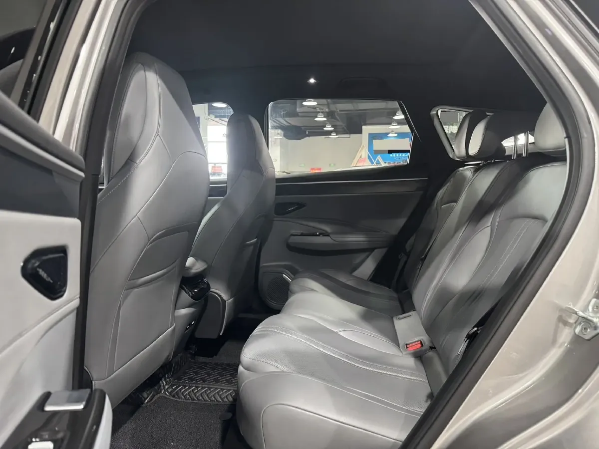 2025 Geely Galaxy L7 1.5L 112HP L4 1DHT PHEV 18.4KWH,autocango,china used car exporter,china ev exporter,chinese used car exporter,chinese used ev exporter