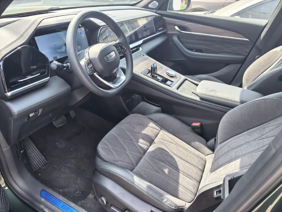 2024 Geely Monjaro 2.0T 238HP L4 8AT,autocango,china used car exporter,china ev exporter,chinese used car exporter,chinese used ev exporter