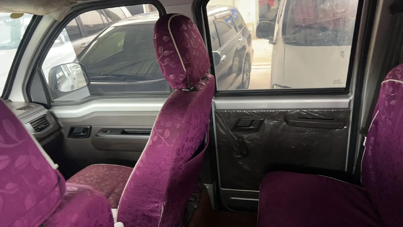 2021 WuLing RongGuang New Truck 1.5L 99HP L4 5MT,autocango,china used car exporter,china ev exporter,chinese used car exporter,chinese used ev exporter