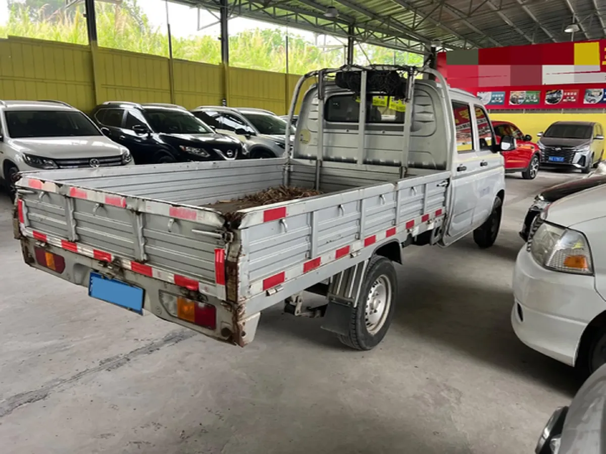 2021 WuLing RongGuang New Truck 1.5L 99HP L4 5MT,autocango,china used car exporter,china ev exporter,chinese used car exporter,chinese used ev exporter