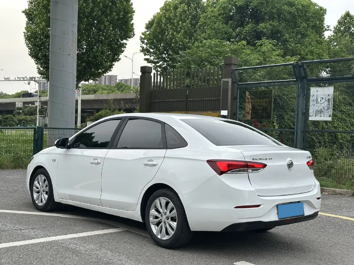 2020 Buick Encore 1.0T 125HP L3 6AT,autocango,china used car exporter,china ev exporter,chinese used car exporter,chinese used ev exporter