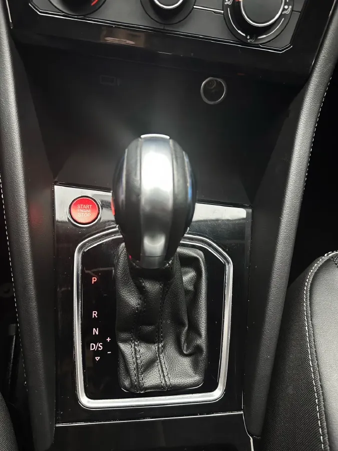 2023 Jetta VS5 1.4T 150HP L4 6AT,autocango,china used car exporter,china ev exporter,chinese used car exporter,chinese used ev exporter