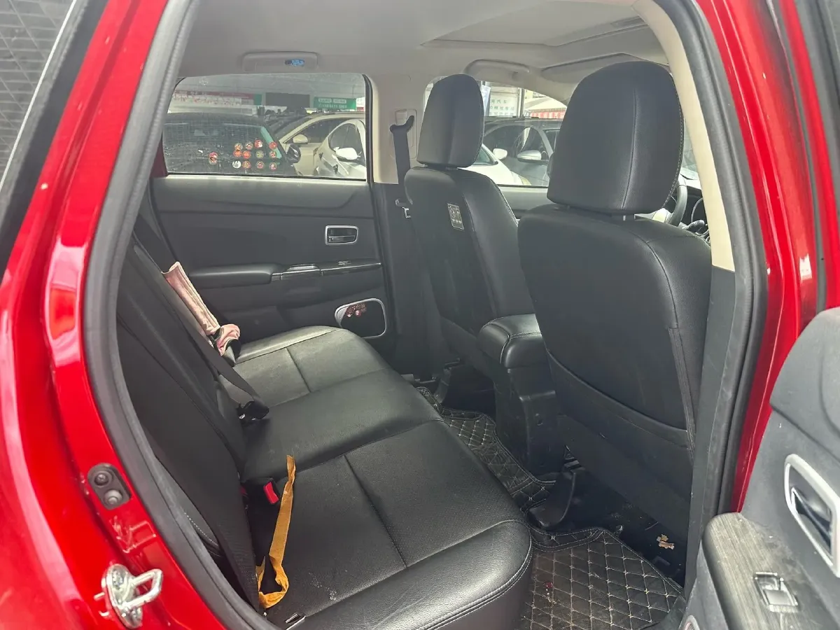 2019 Mitsubishi Eclipse Cross 1.5T 170HP L4 CVT,autocango,china used car exporter,china ev exporter,chinese used car exporter,chinese used ev exporter