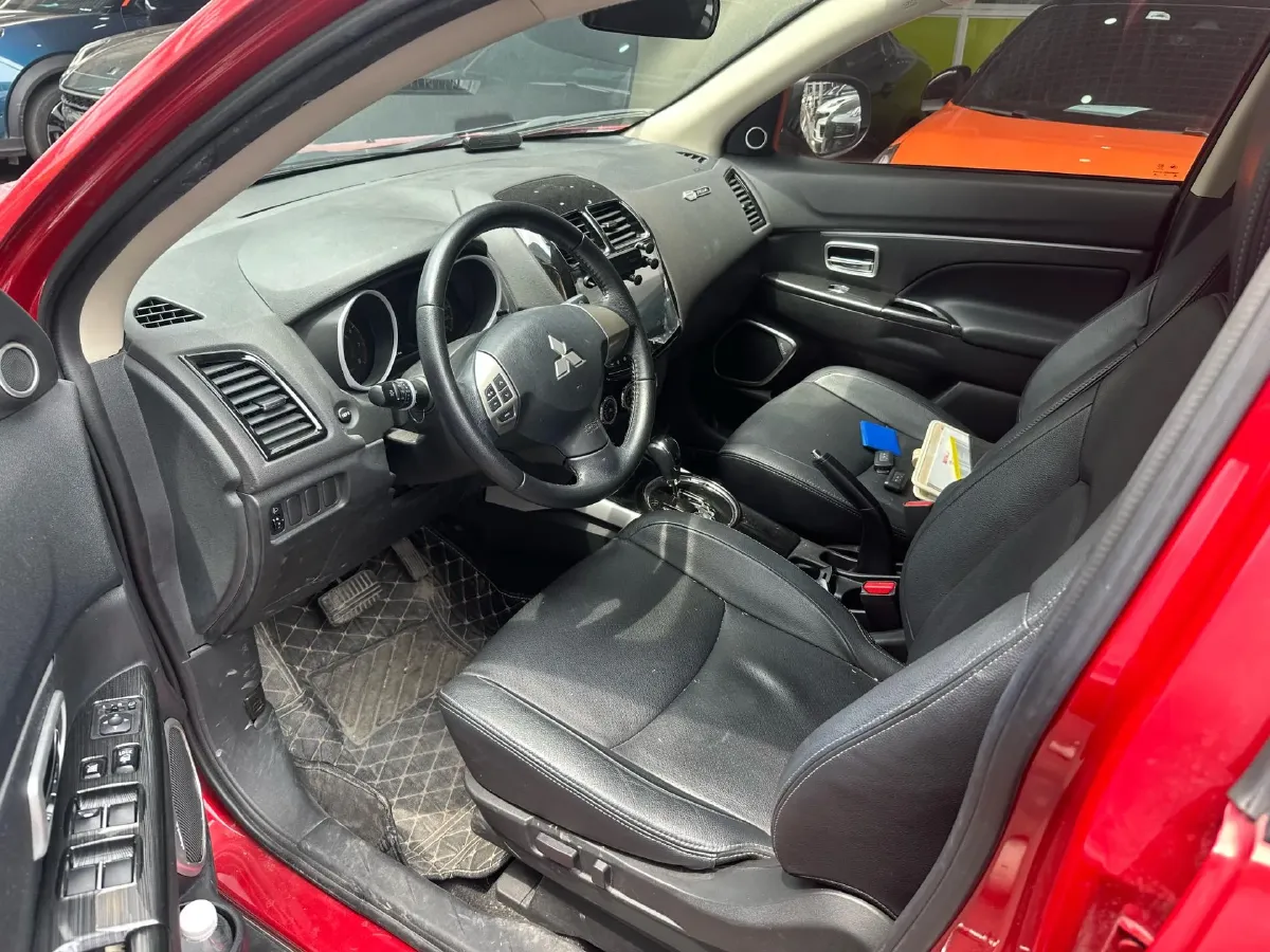 2019 Mitsubishi Eclipse Cross 1.5T 170HP L4 CVT,autocango,china used car exporter,china ev exporter,chinese used car exporter,chinese used ev exporter