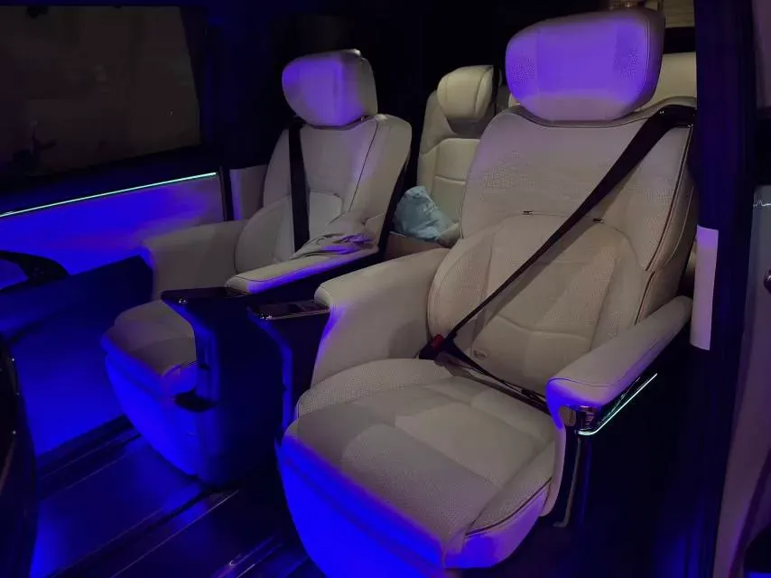 2023 GAC Trumpchi M8 2.0T 190HP L4 E-CVT Hybrid,autocango,china used car exporter,china ev exporter,chinese used car exporter,chinese used ev exporter