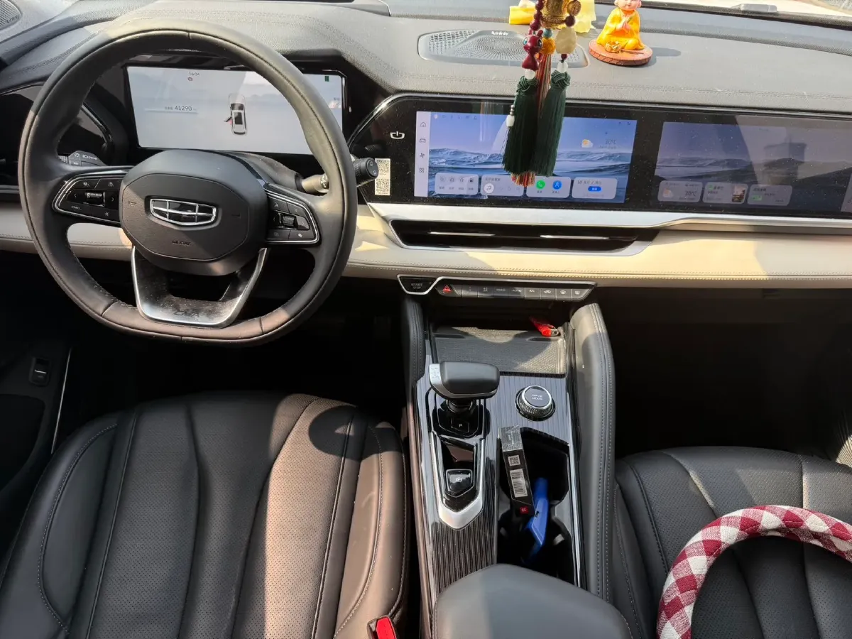 2023 Geely Monjaro 2.0T 238HP L4 8AT,autocango,china used car exporter,china ev exporter,chinese used car exporter,chinese used ev exporter