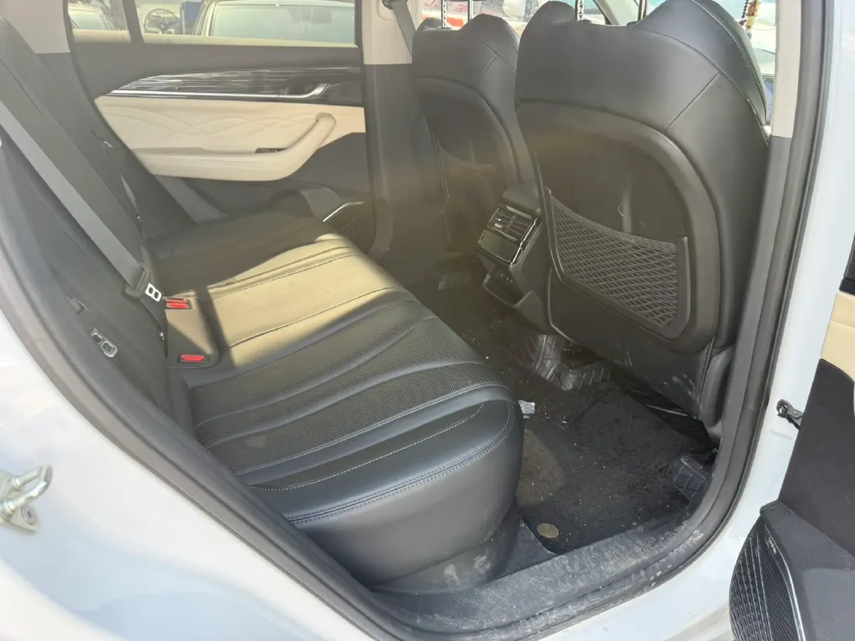 2023 Geely Monjaro 2.0T 238HP L4 8AT,autocango,china used car exporter,china ev exporter,chinese used car exporter,chinese used ev exporter