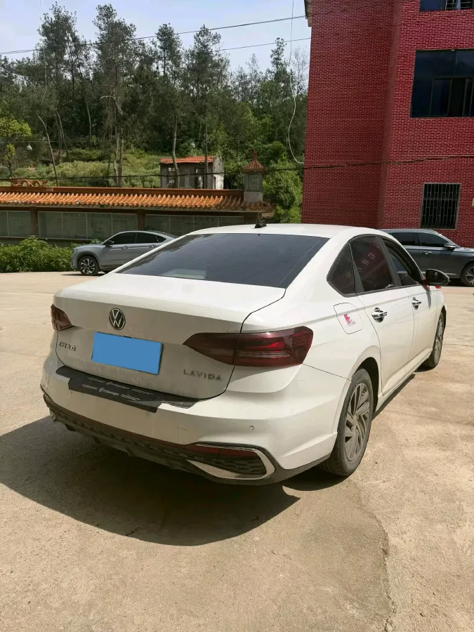 2023 Volkswagen Lavida 1.5L 110HP L4 6AT,autocango,china used car exporter,china ev exporter,chinese used car exporter,chinese used ev exporter