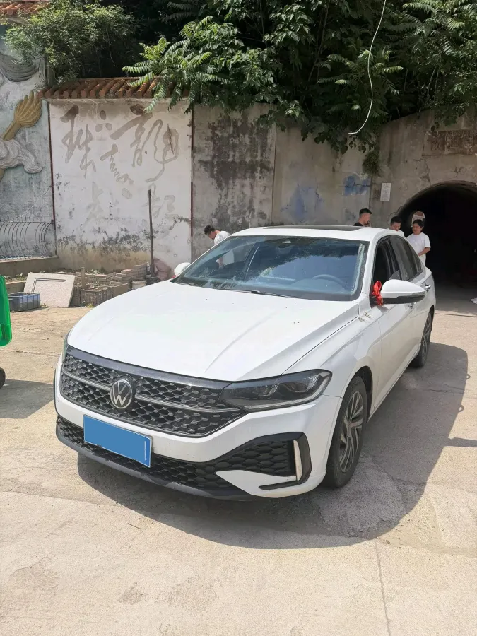 2023 Volkswagen Lavida 1.5L 110HP L4 6AT,autocango,china used car exporter,china ev exporter,chinese used car exporter,chinese used ev exporter