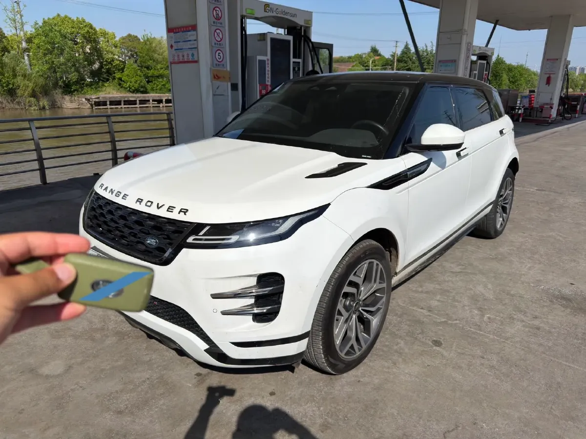 2022 Land Rover Range Rover Evoque 1.5T 200HP L3 8AT PHEV,autocango,china used car exporter,china ev exporter,chinese used car exporter,chinese used ev exporter