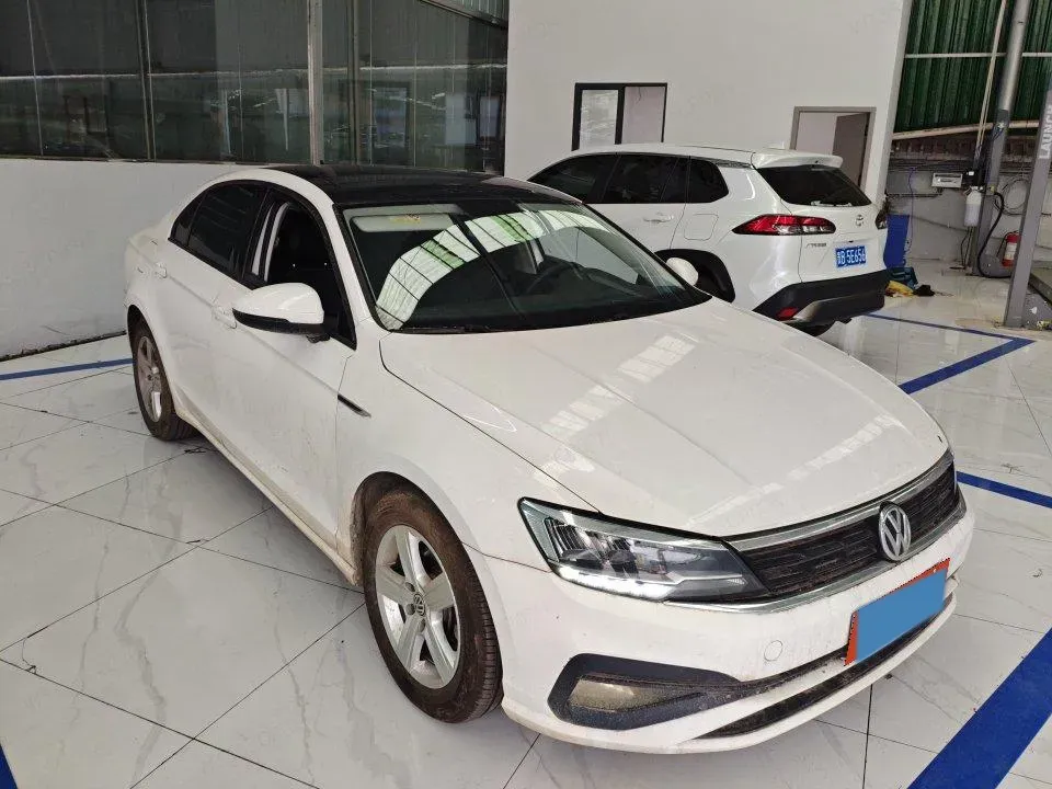 2019 Volkswagen T-Cross 1.4T 150HP L4 7DCT,autocango,china used car exporter,china ev exporter,chinese used car exporter,chinese used ev exporter