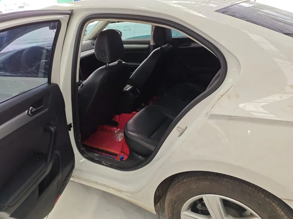 2019 Volkswagen T-Cross 1.4T 150HP L4 7DCT,autocango,china used car exporter,china ev exporter,chinese used car exporter,chinese used ev exporter
