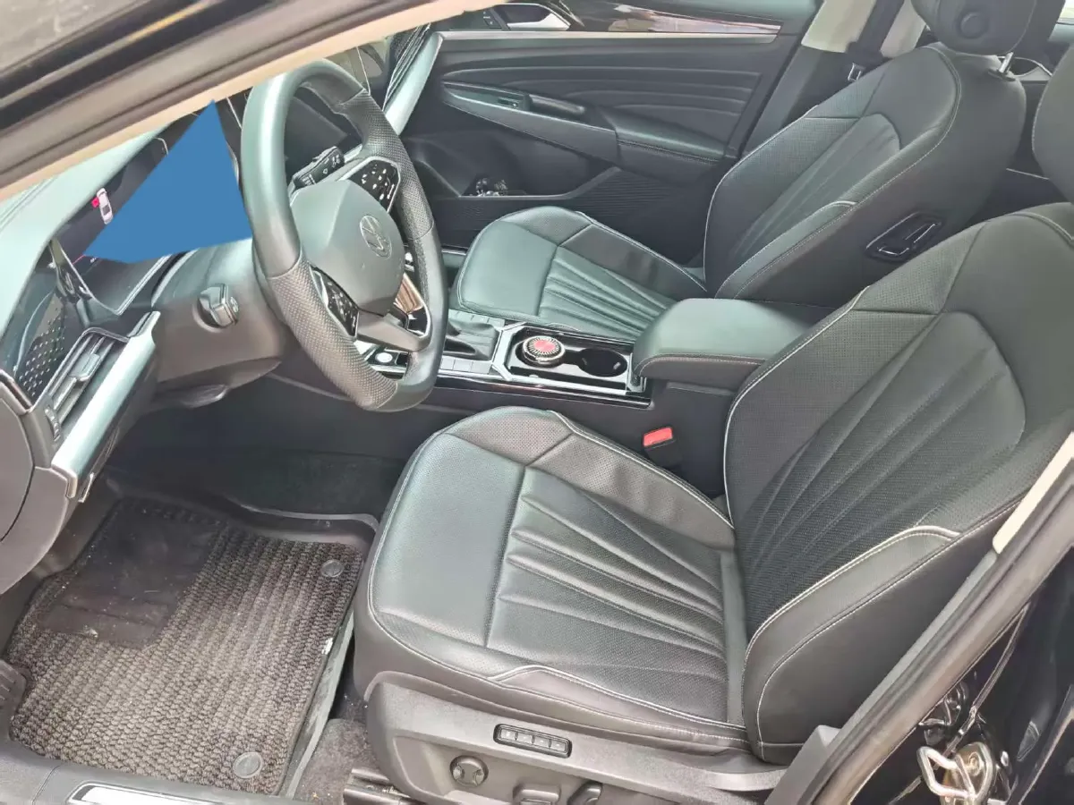 2024 Volkswagen Passat 2.0T 220HP L4 7DCT,autocango,china used car exporter,china ev exporter,chinese used car exporter,chinese used ev exporter