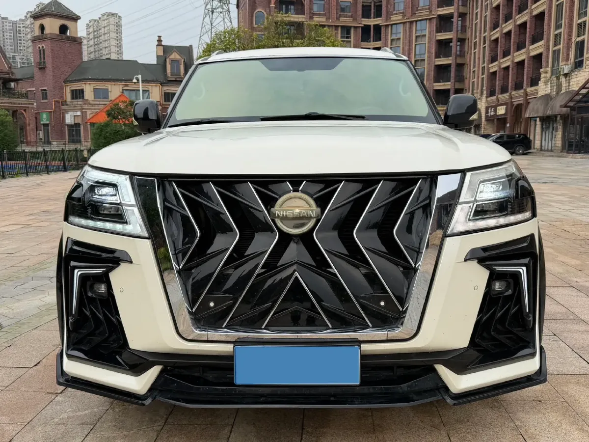 2018 Nissan Patrol 4.0L 279HP V6 7AT,autocango,china used car exporter,china ev exporter,chinese used car exporter,chinese used ev exporter