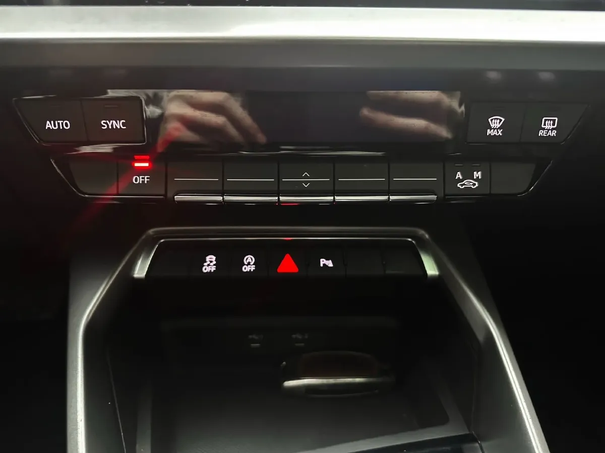 2022 Audi A3 1.4T 150HP L4 7DCT,autocango,china used car exporter,china ev exporter,chinese used car exporter,chinese used ev exporter