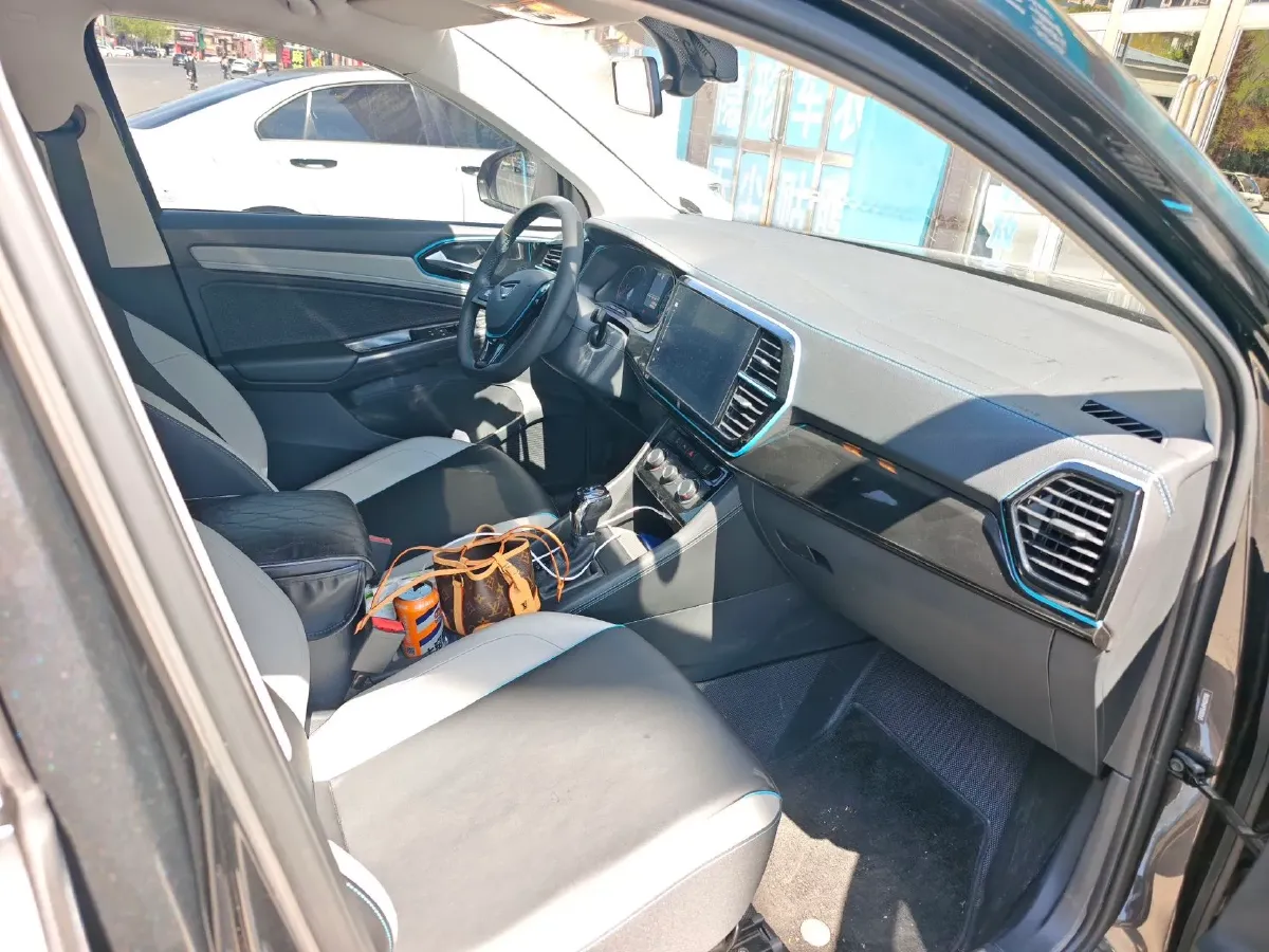 2023 Jetta VS5 1.4T 150HP L4 6AT,autocango,china used car exporter,china ev exporter,chinese used car exporter,chinese used ev exporter