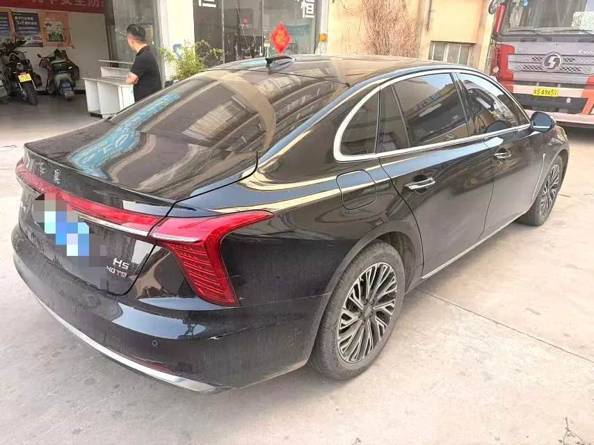 2025 HongQi H5 1.5T 169HP L4 1DHT Hybrid,autocango,china used car exporter,china ev exporter,chinese used car exporter,chinese used ev exporter