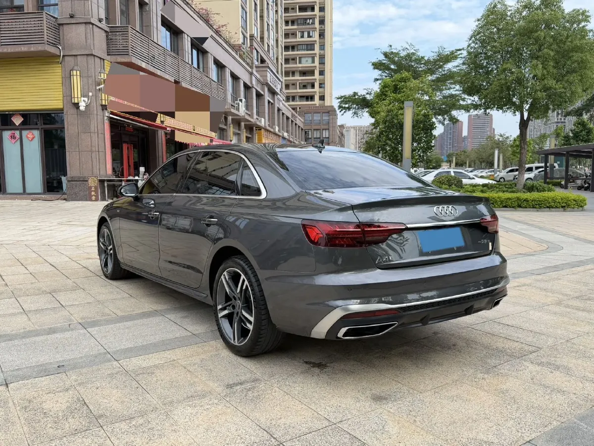 2022 Audi A4L 2.0T 190HP L4 7DCT,autocango,china used car exporter,china ev exporter,chinese used car exporter,chinese used ev exporter